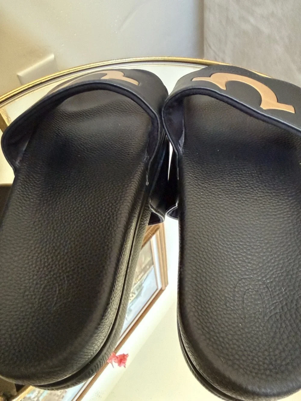 True Religion Black Slide Sandals Size 43 Gold Horseshoe Logo